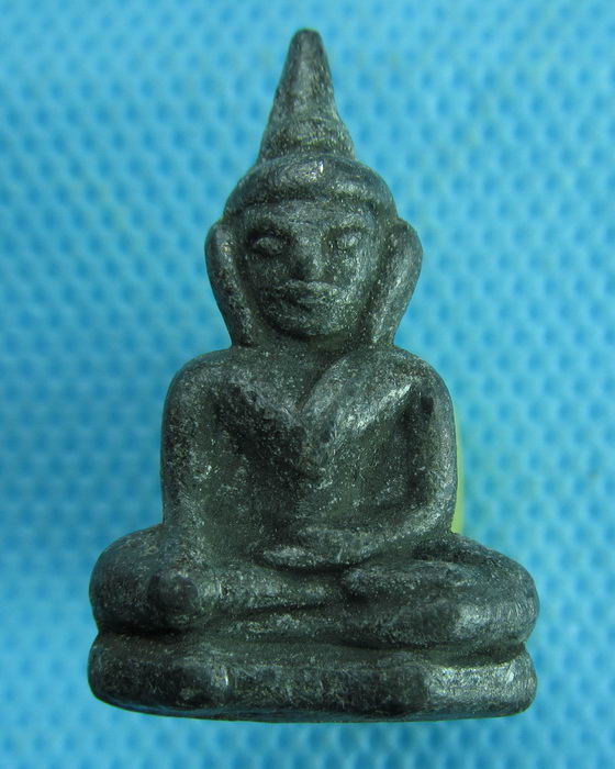 พระท่ากระดาน พิมพ์เล็กหลังยันต์ หลวงพ่อลำใย วัดทุ่งลาดหญ้า..เริ่ม20บาท.(08/03/57-12)