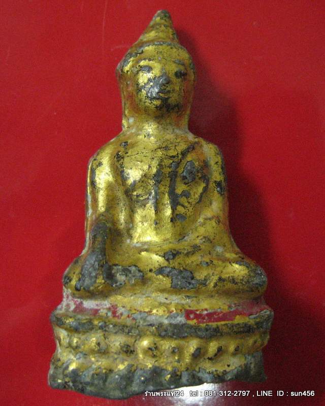 พระรัตนะ ยุครัตนโกสินทร์ พิมพ์ปางมารวิชัย พิมพ์ใหญ่ องด์นี้ ลัก ,ชาด ,ก้นดินไทย ทองเก่าเดิมๆแท้