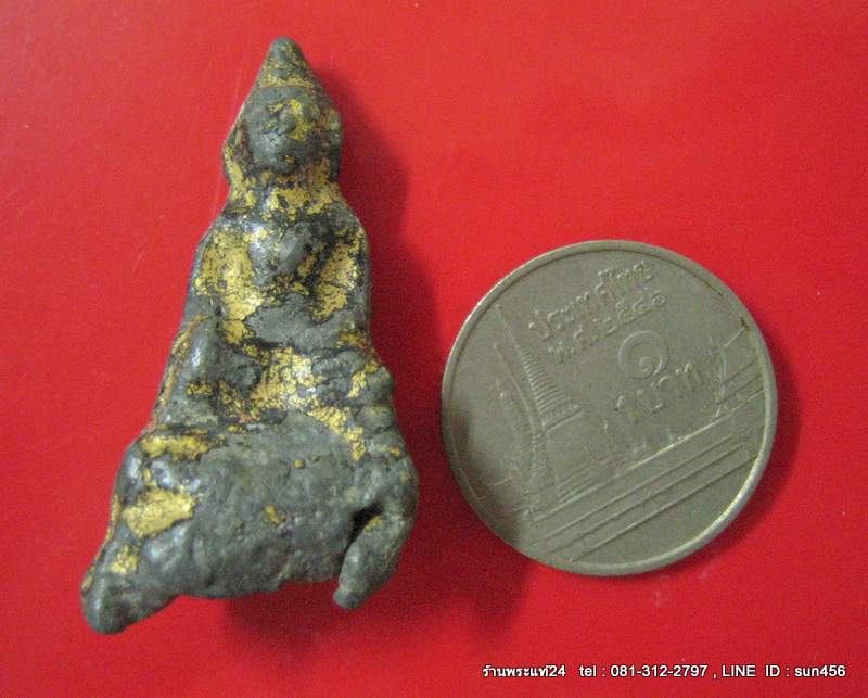 พระรัตนะ ยุครัตนโกสินทร์ พิมพ์ปางมารวิชัย องด์นี้ ลัก ,ชาด ,ก้นอุดดินไทย ทองเก่าเดิมๆแท้