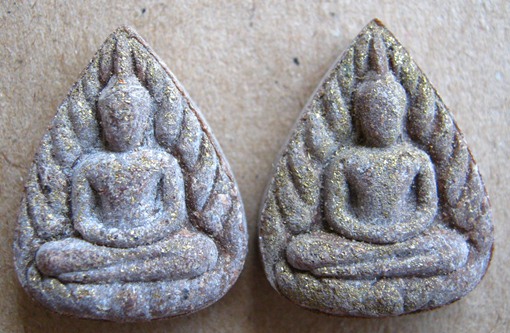 2องค์ พระผงกลีบบัว ขุนพันธ์พุทธาคมเขาอ้อ วัดเขาอ้อ ปี44