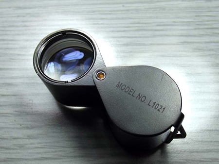 กล้องส่องพระ   leika 10 X 21 mm  สีดำสวยแบบเข้มๆ (GERMAN) 