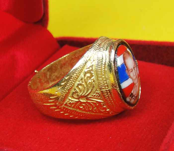 (((วัดใจเคาะเดียว ๑๐ บาทแดง))) แหวนพระหัวล๊อกเก็ต รูปหลวงพ่อพรหม ถาวโร วัดช่องแค ...