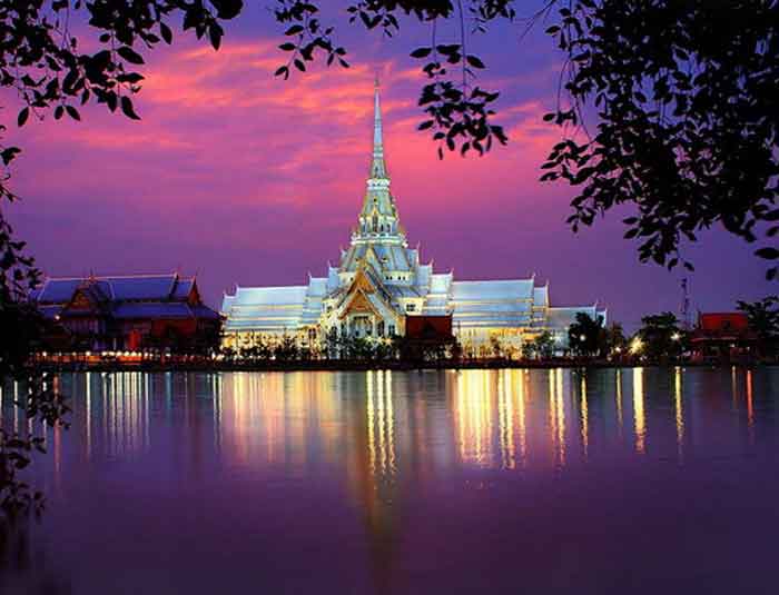 (((วัดใจเคาะเดียว ๑๐ บาทแดง)))พระพุทธโสธร เนื้อทองเหลืองกะไหล่ทอง...