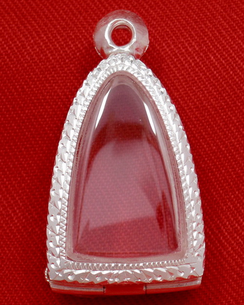 ตลับเงิน 95% ลงยาสุโขทัย  มือหนึ่ง สำหรับใส่หลวงพ่อโสธร ปี 2500และพระกริ่งขนาดเล็กทั่วไป