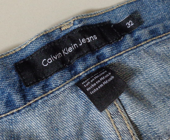 ยีนส์ Calvin Klein ของแท้ เอว 32 ครับ ตัวนี้ made in Mexico