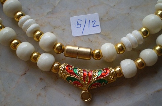 สร้อยกระดูกช้าง สลับทองไมครอน  ห่วงกลางหัวขุน  เคาะเดียว 