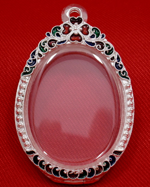 ตลับเงิน 95% สำหรับใส่เหรียญปิดตา ลป แก้ว รุ่นแรก ปี19 ปรกแปดรอบไตรมาสห่วงเชื่อม หลวงปู่ทิมและรูปไข่