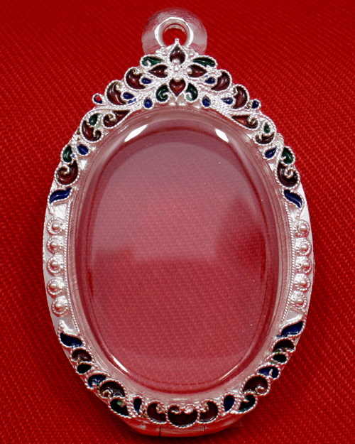 ตลับเงิน 95% สำหรับใส่เหรียญเจริญพร หลวงปู่ทิม,เหรียญสรงน้ำ หลวงพ่อพรหมและเหรียญรูปไข่ทั่วไป