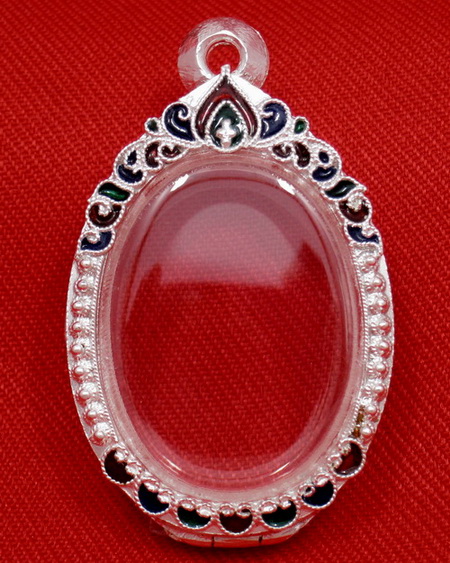 ตลับเงิน 95% สำหรับใส่เหรียญผูกพัทธสีมา หลวงปู่ทิม เหรียญรูปไข่คณาจารย์ทั่วไป 