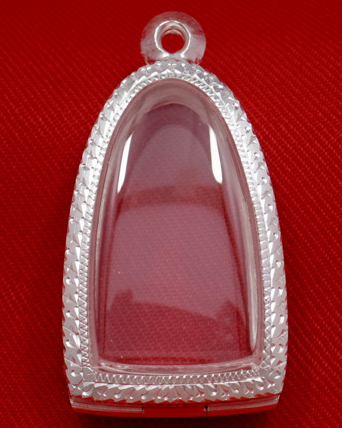 ตลับเงิน 95% สำหรับใส่ทรงหลวงปู่ทวดเนื้อว่าน พิมพ์ใหญ่ และกริ่งทั่วไป