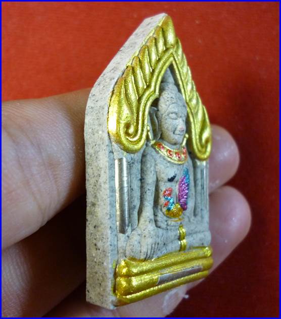 พระขุนแผนอุ้มไก่ทาทองฝังตะกรุดเงิน5 ดอก หลังแมงมุมเงิน พอจ.เล็ก ถ้ำเขาน้อย เพชรบุรี f1