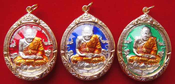 (((วัดใจเคาะเดียว ๑๐ บาทแดง ยกชุด ๓ องค์))) หลวงพ่อทวดเหยียบน้ำทะเลจืด ...