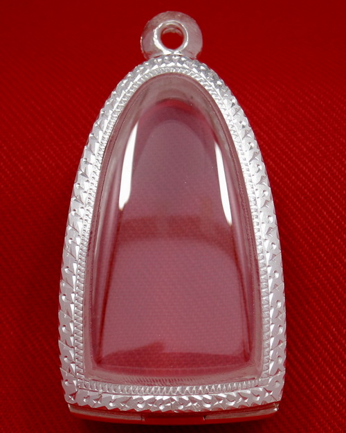 ตลับเงิน 95% สำหรับใส่พระกริ่ง ทั่วไป งานขึ้นมือแกะลายมือ 