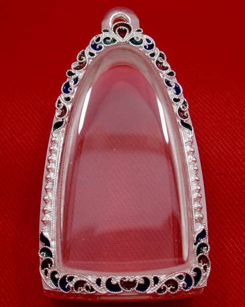 ตลับเงิน 95% สำหรับใส่กริ่งใหญ่วัดช้าง และกริ่งใหญ่ทั่วไป งานขึ้นมือลายดอกพิกุล ลงยาสุโขทัย