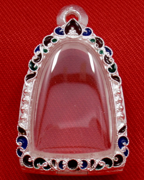 ตลับเงิน 95% สำหรับใส่รูปหล่อหลวงพ่อเงิน วัดบางคลาน  ปี15 รูปหล่อเทพประทานพร หลวงพ่อคูณ