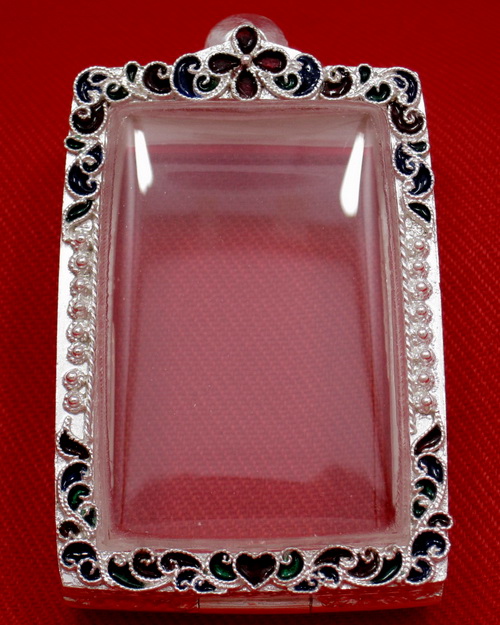 ตลับเงิน 95% สำหรับใส่พระสมเด็จมาตรฐานทั่วไป งานขึ้นมือลายดอกพิกุล ลงยาสุโขทัย 2