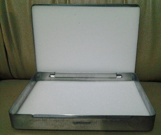 ***ชุดใหญ่***กล่องสแตนเลส ด้านในบุฟองน้ำ สำหรับใส่พระ ราคาเบา ๆ No.111