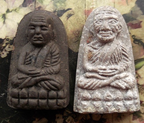 10 บาท กับ พระผงหลวงปู่ทวด 2 องค์ ..BF783