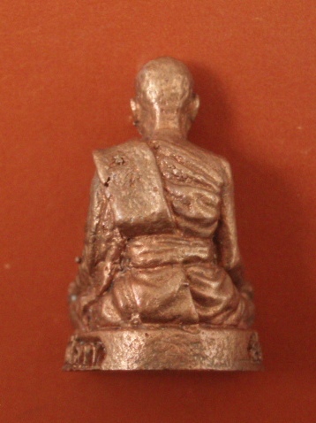 (((เคาะเดียวแดง))) รูปหล่อเหมือน 80 ปี หลวงพ่อผัน วัดราษฎร์เจริญ จ.สระบุรี (3)