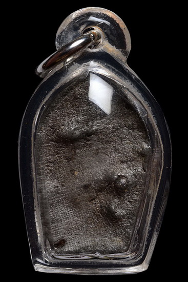 พระนาคปรก เนื้อชินเงิน เลี่ยมพร้อมใช้ครับ