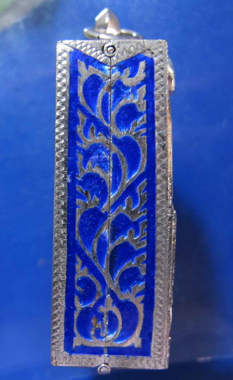 ตลับเงินลงยา ใส่พระสมเด็จ หนัก 2 บาท