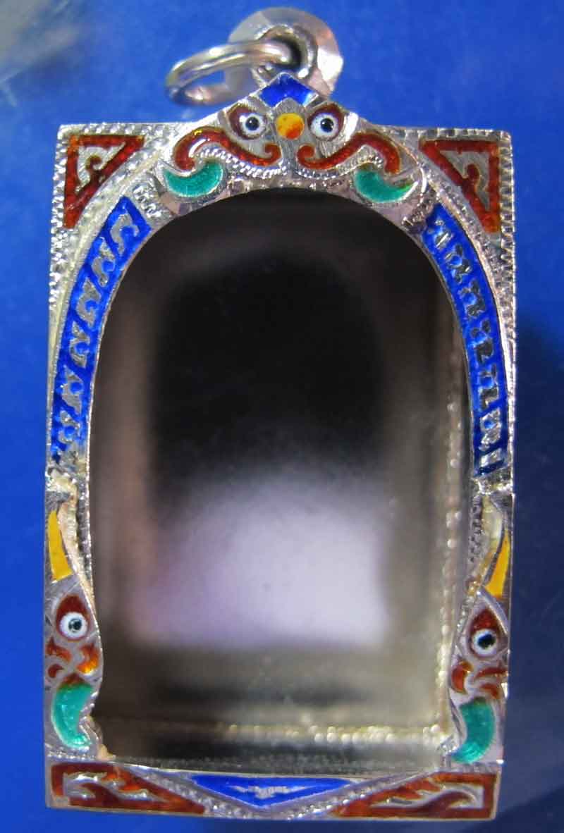 ตลับเงินลงยา ใส่พระสมเด็จ หนัก 2 บาท