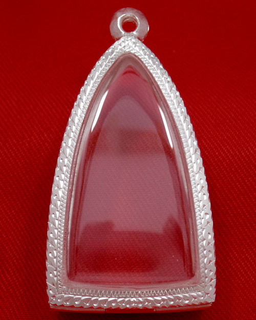 ตลับเงิน 95% แกะลาย มือหนึ่ง สำหรับใส่พระกริ่งอินโดจีน และกริ่งคณาจารย์ทั่วไป 