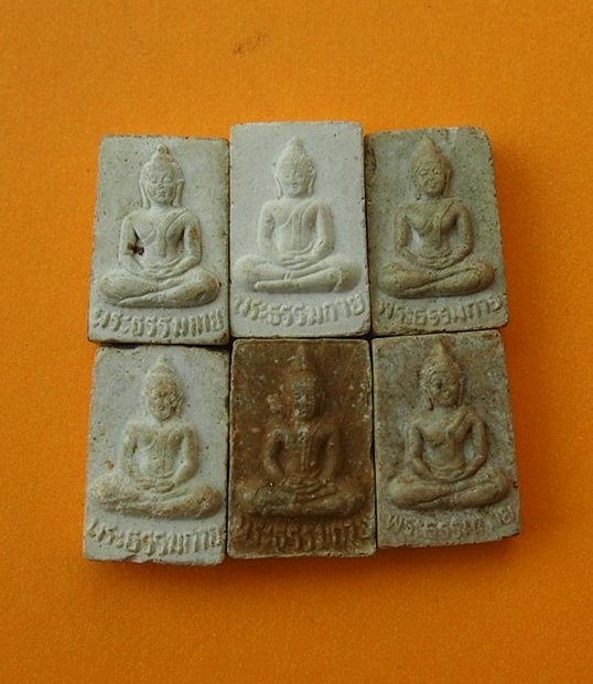 (((เคาะเดียวแดง)))พระผงวัดปากน้ำ รุ่น 5  ทีเดียว 6 องค์ สวยๆ สุดค้ม (1)