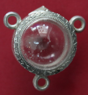 ตลับเงินลูกอม ลป.ทิม ย้อนยุค 3ห่วงๆเงิน 3อัน เปิดหลังของใหม่ ขึ้นมือแกะมือ เบอร์ 2