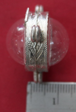 ตลับเงินลูกอม ลป.ทิม ย้อนยุค 3ห่วงๆเงิน 3อัน เปิดหลังของใหม่ ขึ้นมือแกะมือ เบอร์ 2