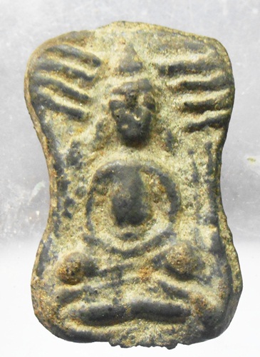 พระมเหศวรกรุวังบัวสวยๆครับ