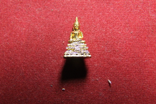"เคาะเดียวแดง" พระมงคลบพิตร มูลนิธิพระมงคลบพิตร จ.อยุธยา ปี 2547 