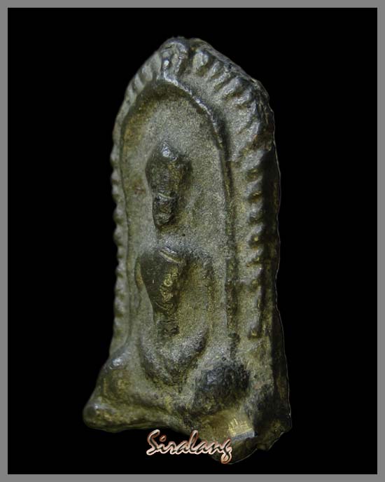 พระร่วงนั้งข้างขีด เนื้อชินเงิน ลพบุรี