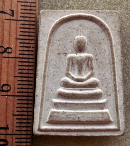 10 บาท พระผงสมเด็จหลวงพ่อหอม จันทโชโต วัดซากหมาก จ.ระยอง ....รหัส ij 12