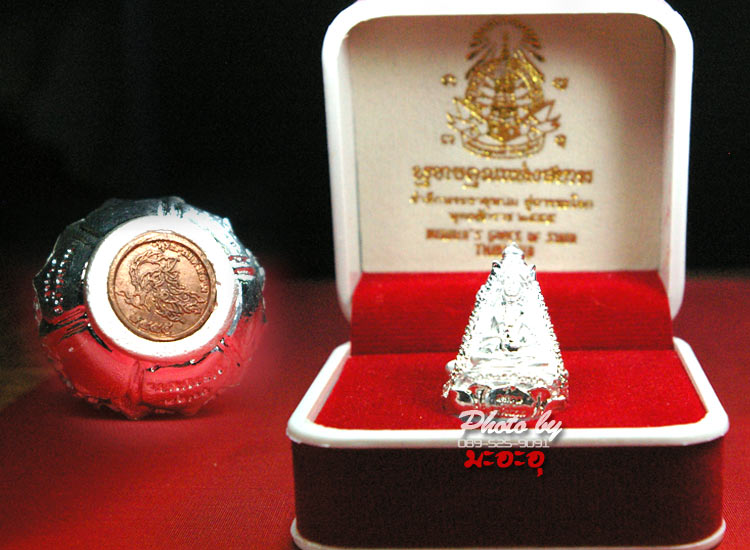"พุทธคุณแห่งสยาม"_พระกริ่งปิรามิด วัดพระธาตุพนม ปี55_ (3ปาง+3ด้าน=เมตตาx3)