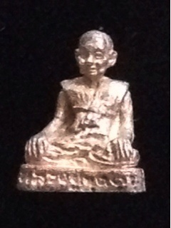(เคาะเดียว) รูปหล่อจิ๋ว เนื้อเงิน หลวงปู่บุดดา รุ่น 100 ปี ฐานตอกโค๊ต