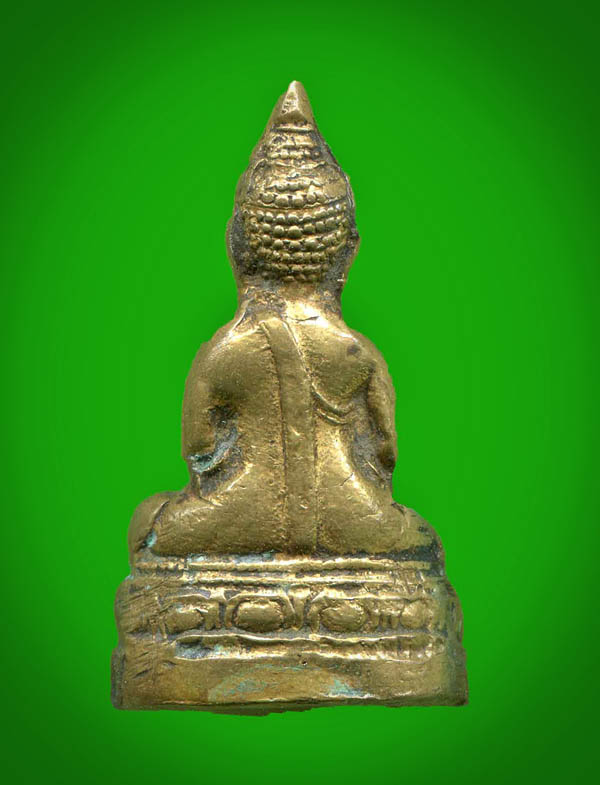 พระกริ่งเชียงแสนแท้ไม่ทราบที่ครับ