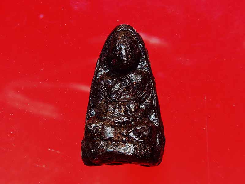 หลวงพ่อทองศุข วัดโตนดหลวง เนื้อครั่งโบราณ