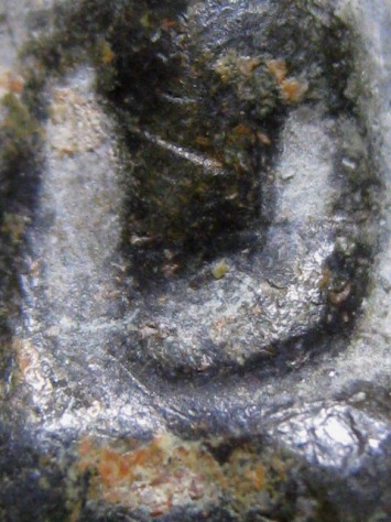 พระกรุวัดสุวรรณ พิมพ์เม็ดน้อยหน่า ตะกั่วสนิมแดง จ.อ่างทอง