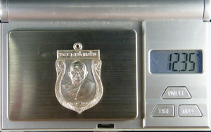 (เคาะเดียว)  เหรียญเสมา เนื้อเงิน หลวงพ่อแช่ม วัดดอนยายหอม ปี 16 (บล็อคเสริม)