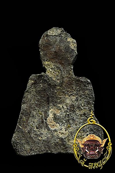 หนึ่งในตำนานสุโขทัย พระร่วงนั่ง กรุน้ำ วัดมหาธาตุ