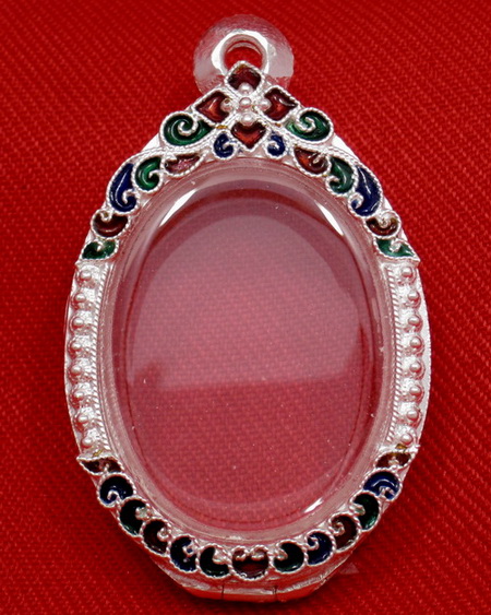 ตลับเงิน 95% สำหรับใส่เหรียญผูกพัทธสีมา หลวงปู่ทิม เหรียญรูปไข่คณาจารย์ทั่วไปA