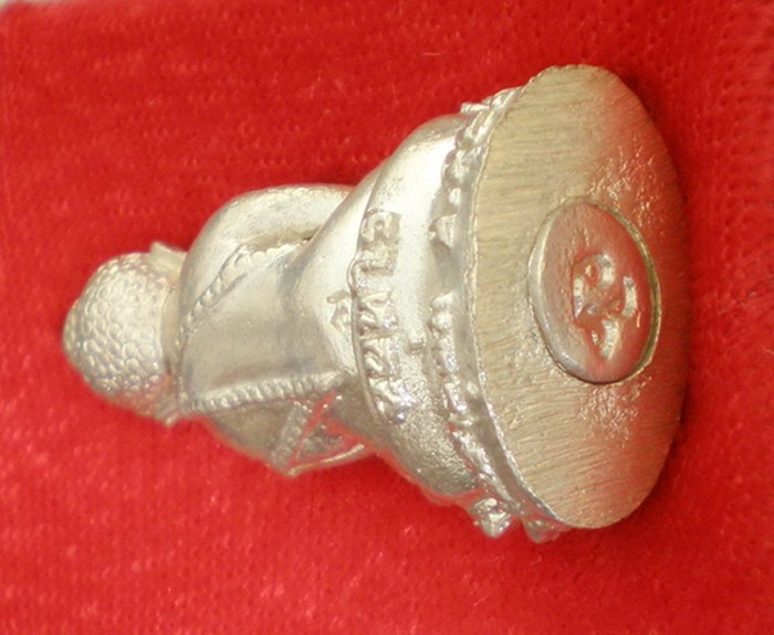 ***พระกริ่งฉันทโร เนื้อเงิน พร้อมกล่องเดิม***สร้าง 			287    องค์ เท่านั้น