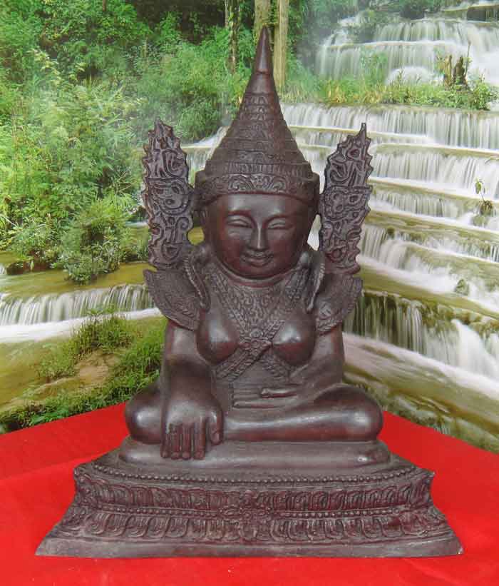(((วัดใจเคาะเดียว ๑๐ บาทแดง))) พระมหามัยมุนี พระพุทธรูปทรงเครื่องแบบกษัตริย์ ปางมารวิชัย