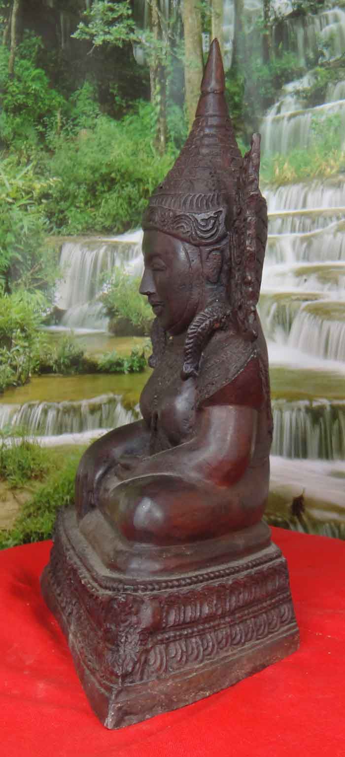 (((วัดใจเคาะเดียว ๑๐ บาทแดง))) พระมหามัยมุนี พระพุทธรูปทรงเครื่องแบบกษัตริย์ ปางมารวิชัย