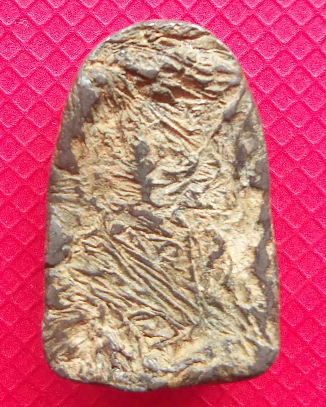 พระซุ้มกอสนิมแดง กรุวัดทองแท่ง ลพบุรี