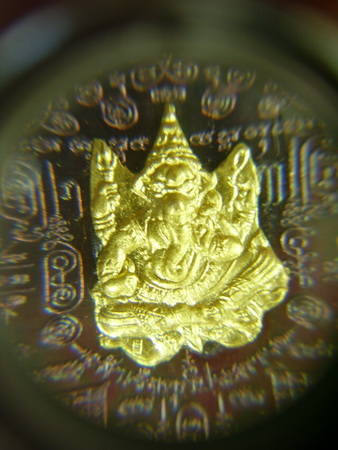 หลวงพ่อหวั่น รุ่นมหาเศรษฐี.. หมื่นยันต์สัตตะหน้าทองคำ..
