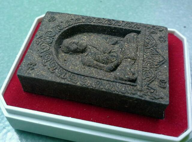 หลวงปู่คำบุ พระผงพุทธคุณเจริญพร 88