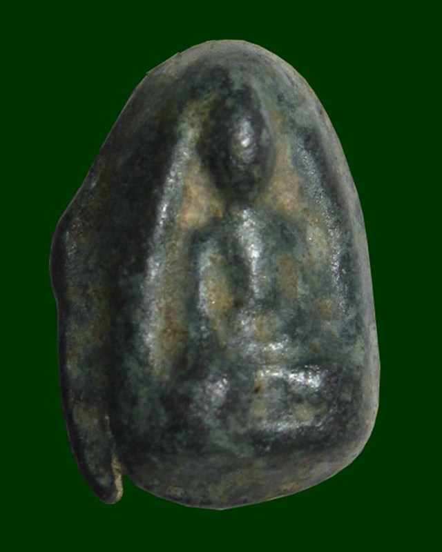 พระเม็ดน้อยหน่า..เนื้อชิน