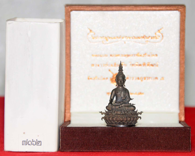 @@ขออนุญาตินำเสนอ@@พุทธศิลป์อ.เฉลิมชัย พระกริ่งพระพุทธประทานยศบารมี เนื้อนวะ หมายเลข ๗๑๖๒